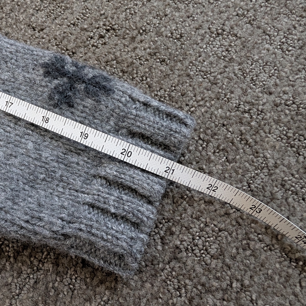 Eddie Bauer Gray Crewneck Sweater with Black Snowflakes - Picture 9 of 9